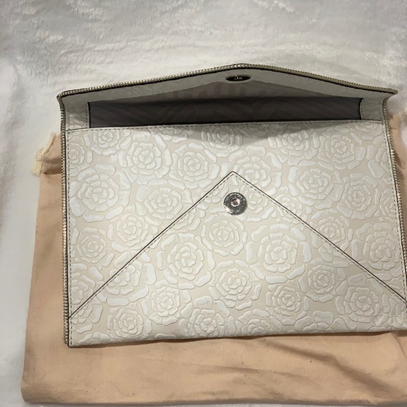 Rebecca Minkoff White and Tan Leather Floral Leo Clutch w/Dust Bag! - Picture 8 of 10